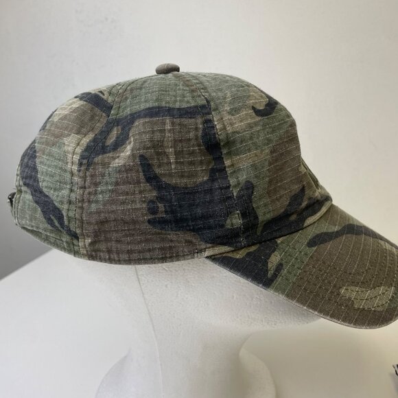 Gap Camo Hat - Picture 2 of 4